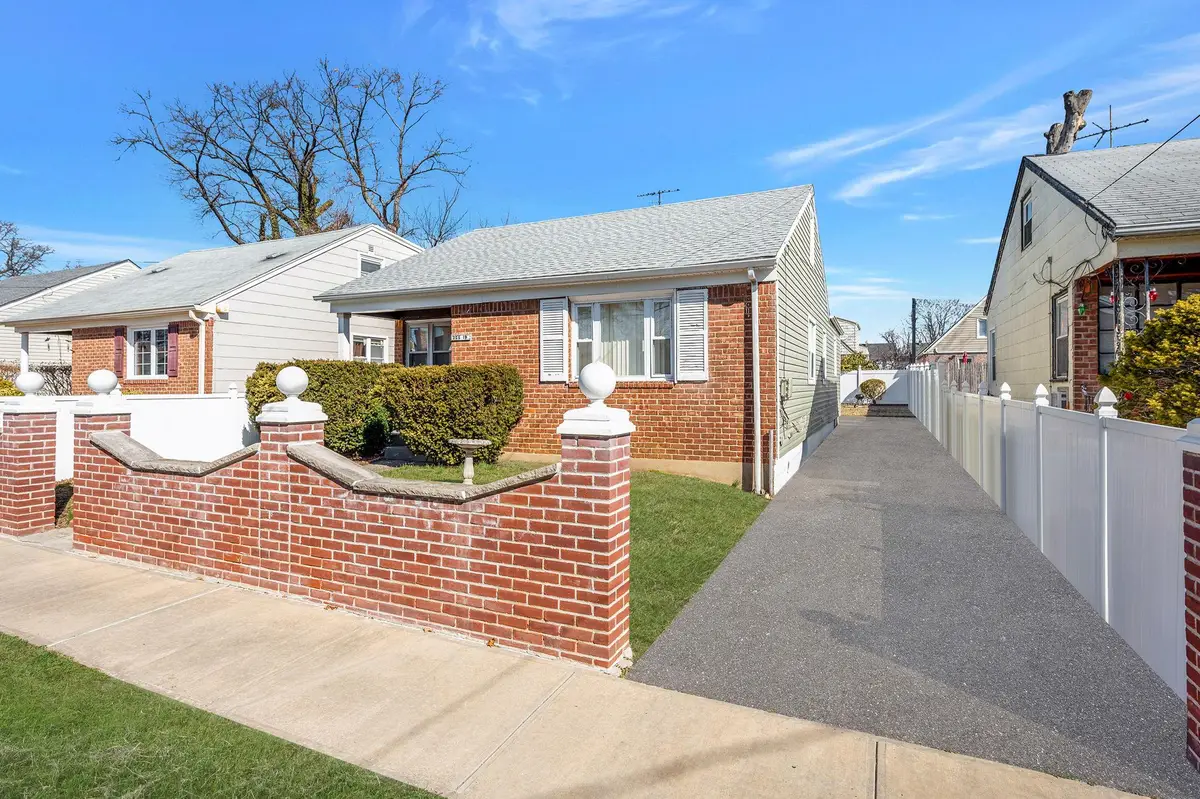 225-19 109th Ave, Queens Village, NY 11429 - Image #1