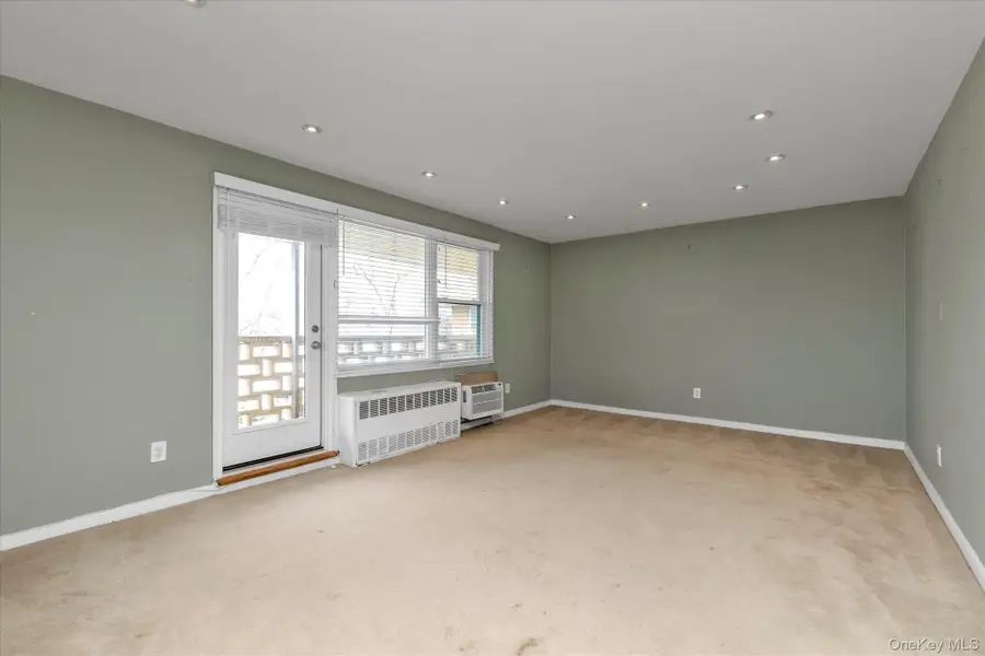 490 Atlantic #330, East Rockaway, NY 11518 - Image #3