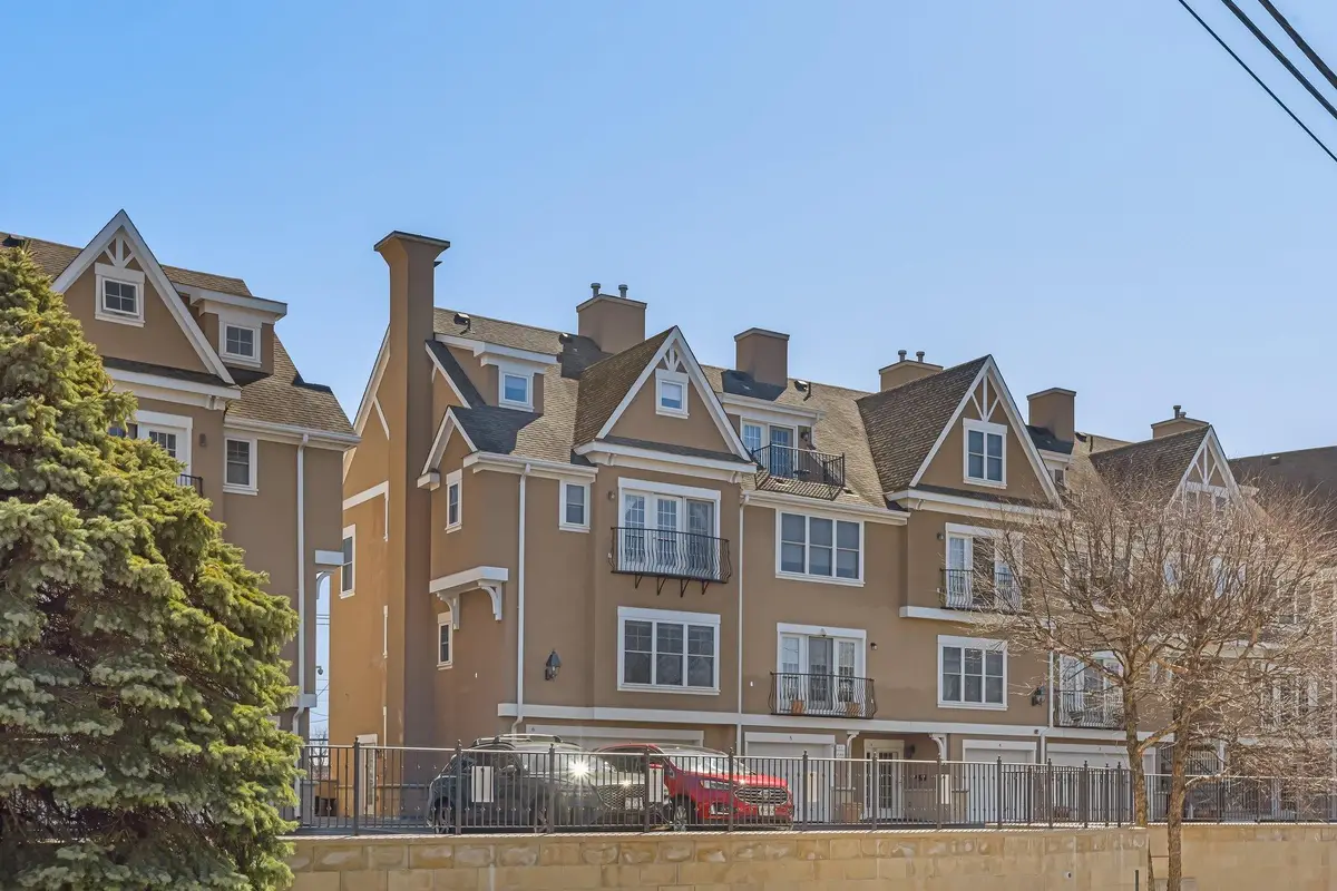 80 Old Boston Post Road #6, New Rochelle, NY 10801 - Image #1