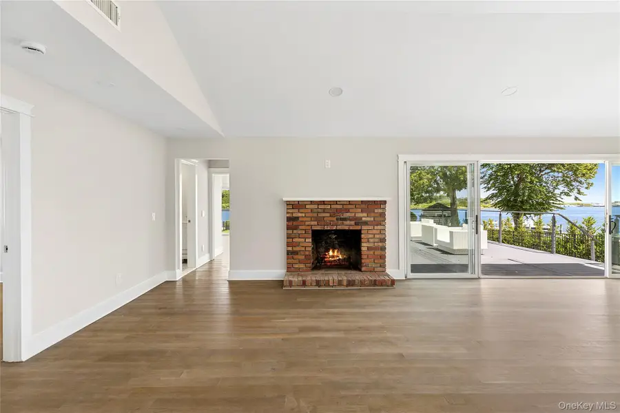 193 Holiday Boulevard, Center Moriches, NY 11934 - Image #3