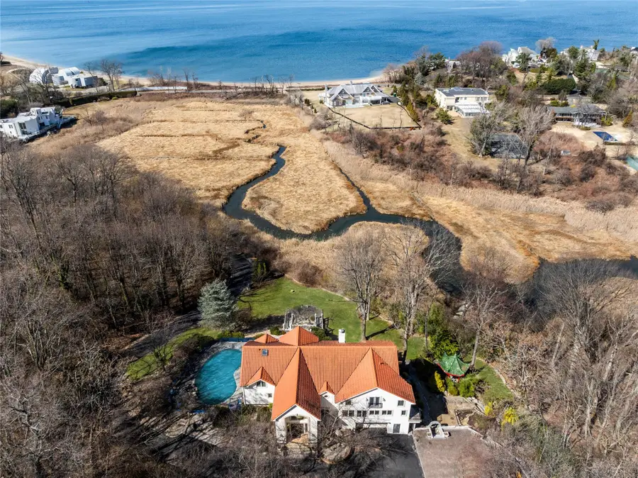 15 Hoffstot Lane, Sands Point, NY 11050 - Image #3