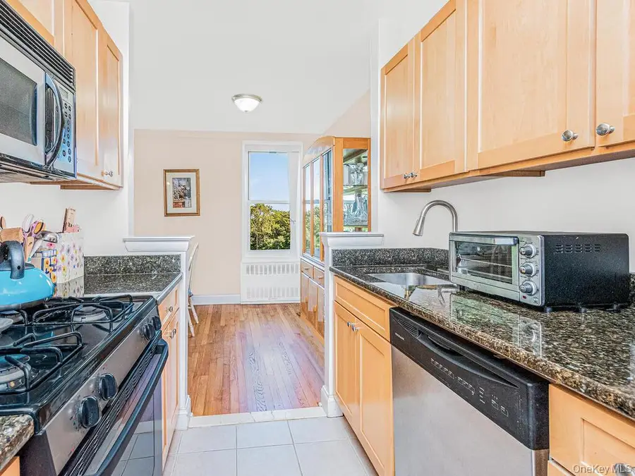 120 De Haven Drive #629, Yonkers, NY 10703 - Image #3