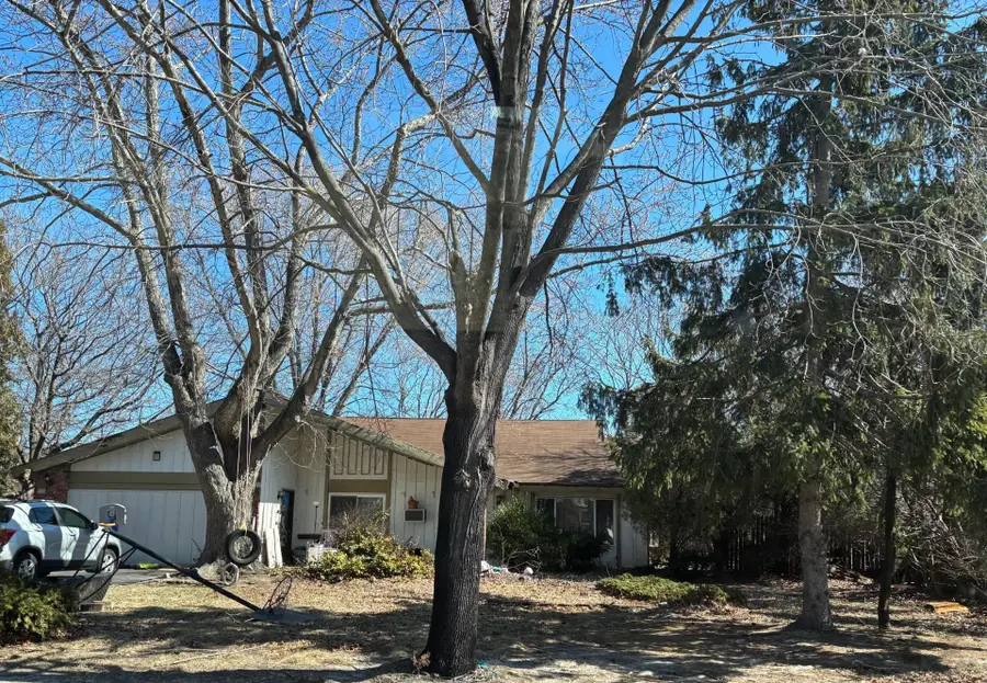 52 Andover Drive, Coram, NY 11727 - Image #2