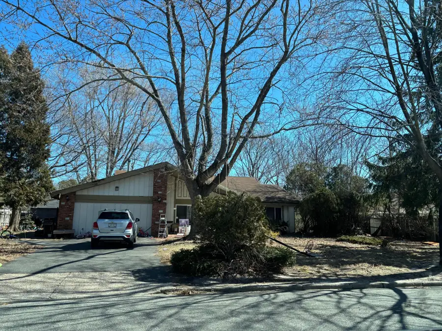 52 Andover Drive, Coram, NY 11727 - Image #3