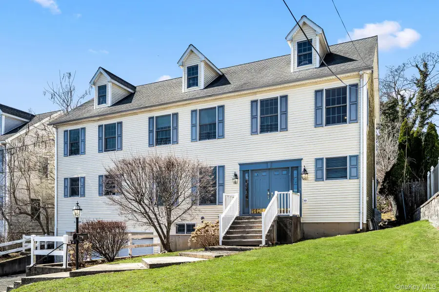 27 Overlook Road, White Plains, NY 10605 - Image #3