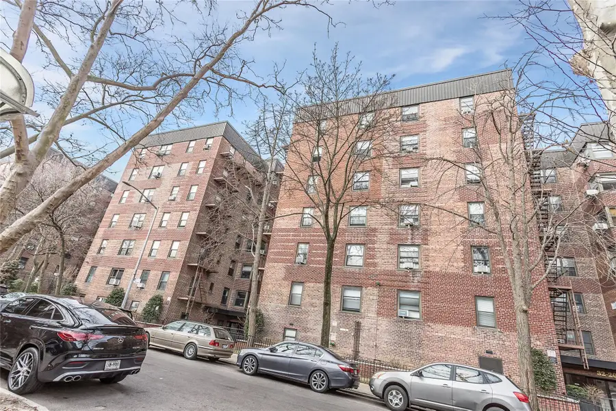 32-22 92 Street #603, East Elmhurst, NY 11369 - Image #2