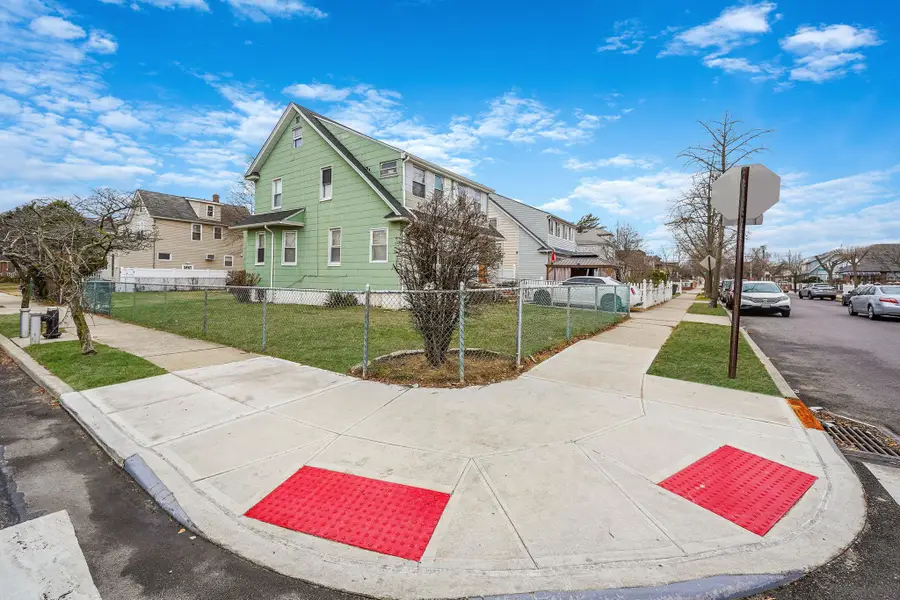 248-18 Memphis Avenue, Rosedale, NY 11422 - Image #2