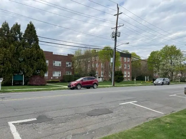 230 Central Ave #1C, Lawrence, NY 11559 - Image #3