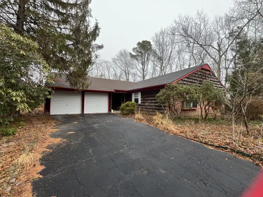 7 Falmouth Drive, Mount Sinai, NY 11766 - Image #2