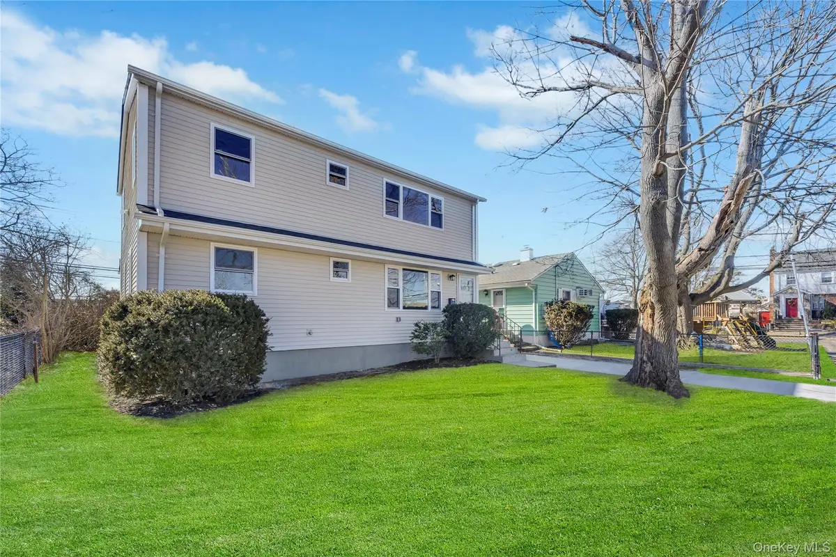 7 Howard Avenue, Freeport, NY 11520 - Image #1