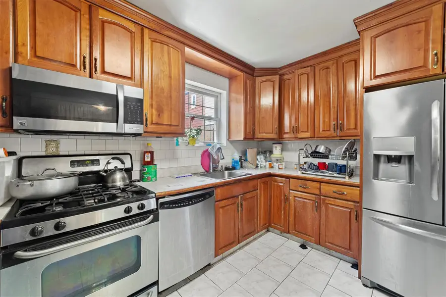 4167 Monticello Avenue, Bronx, NY 10466 - Image #2