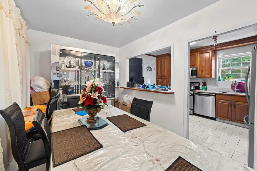 4167 Monticello Avenue, Bronx, NY 10466 - Image #3