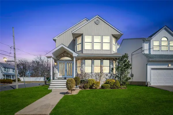 133 Wentworth Avenue, Albertson, NY 11507