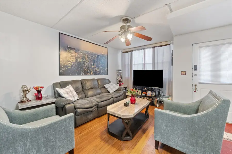 132 Sunset Boulevard #11132, Bronx, NY 10473 - Image #3