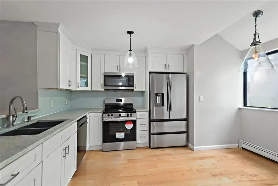 118 Round Hill Road, Dobbs Ferry, NY 10522 - Image #2