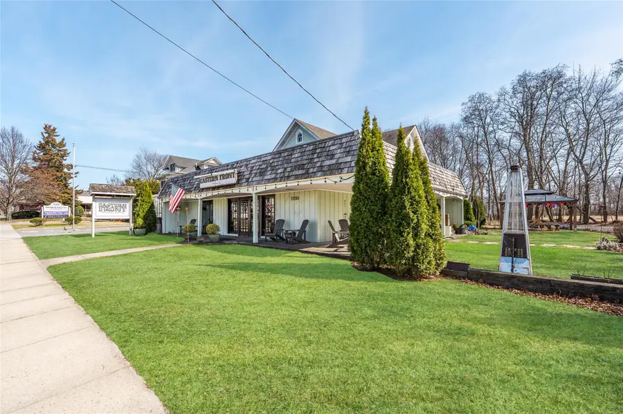 13100 Main Rd, Mattituck, NY 11952 - Image #3