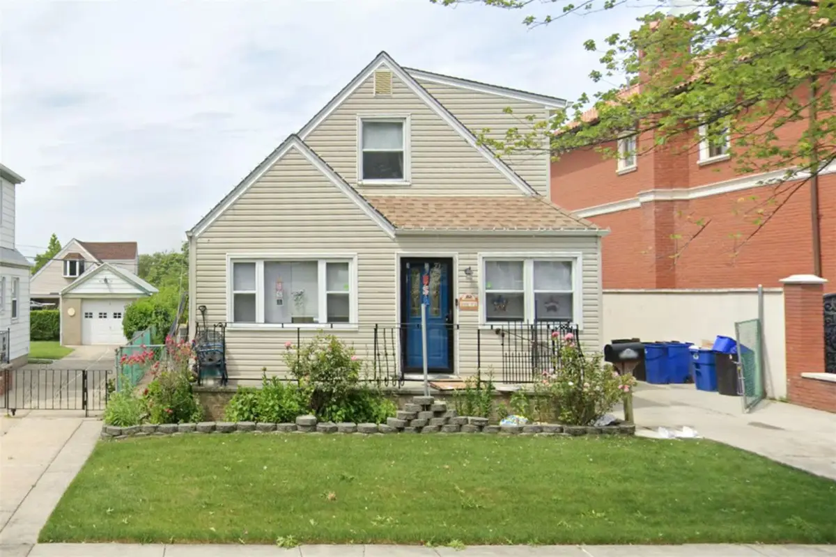 166-51 20th Rd, Whitestone, NY 11357 - Image #1