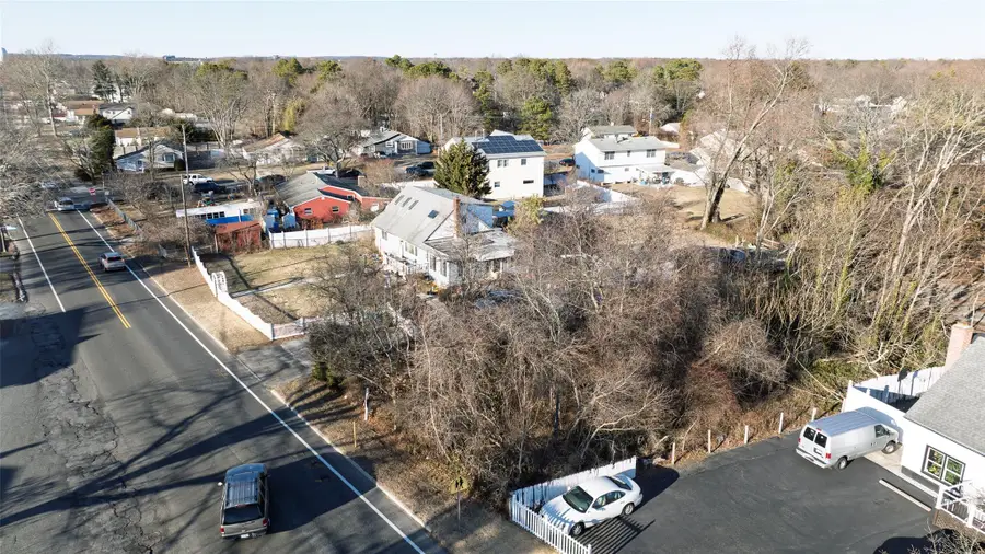 Howells Road, Bay Shore, NY 11706 - Image #3