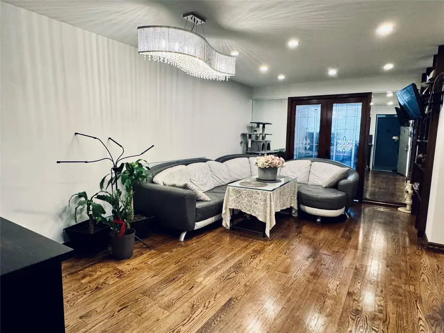 2121 Shore Parkway #4P, Brooklyn, NY 11214 - Image #2