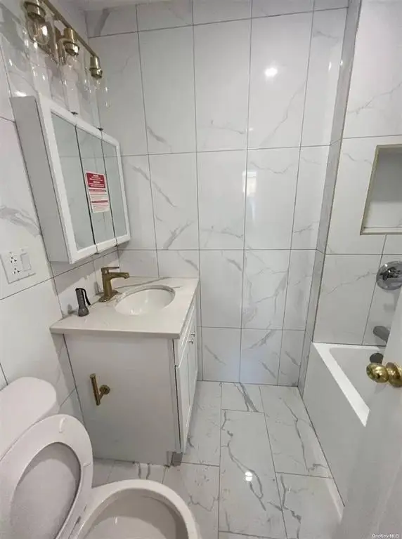 113-10 Jamaica Avenue, Richmond Hill, NY 11418 - Image #3