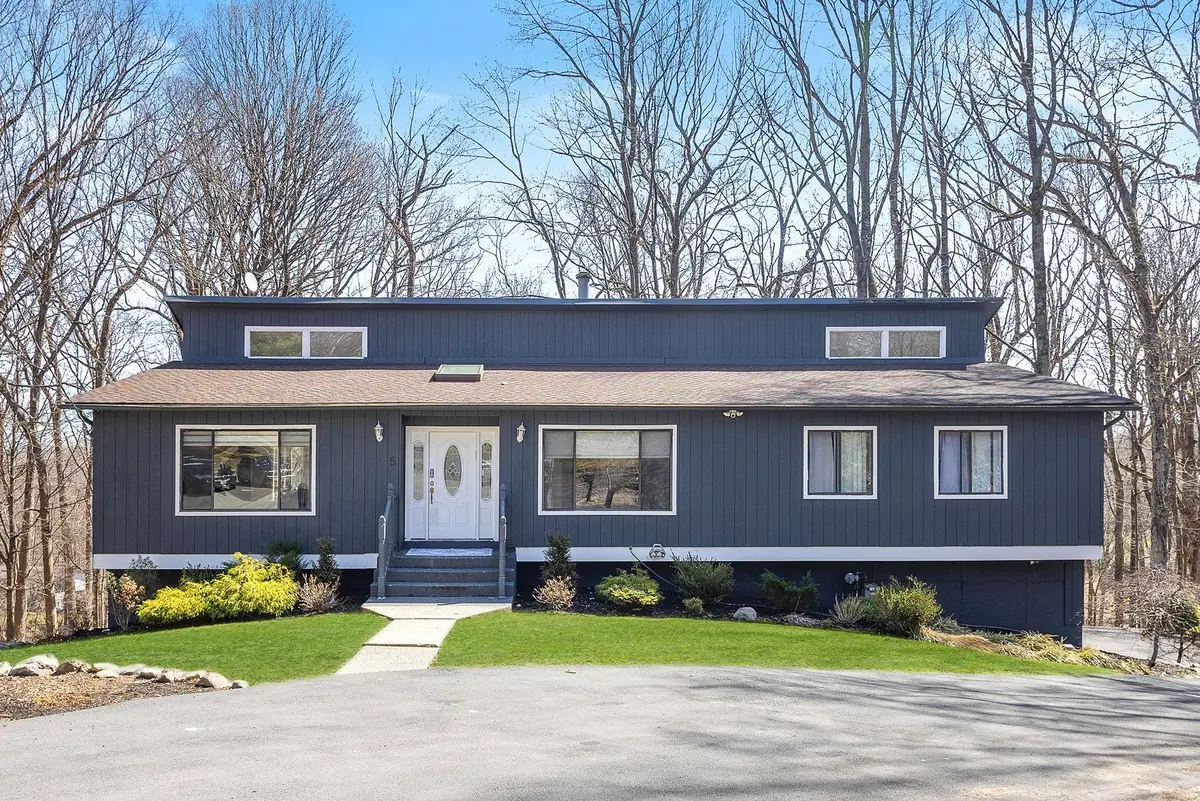 5 Catalina Court, Suffern, NY 10901 - #1