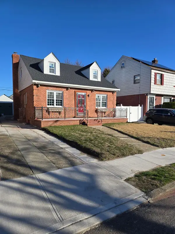 11841 225th Street, Cambria Heights, NY 11411