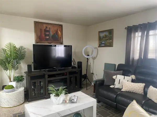 10660 Ditmars Boulevard, East Elmhurst, NY 11369