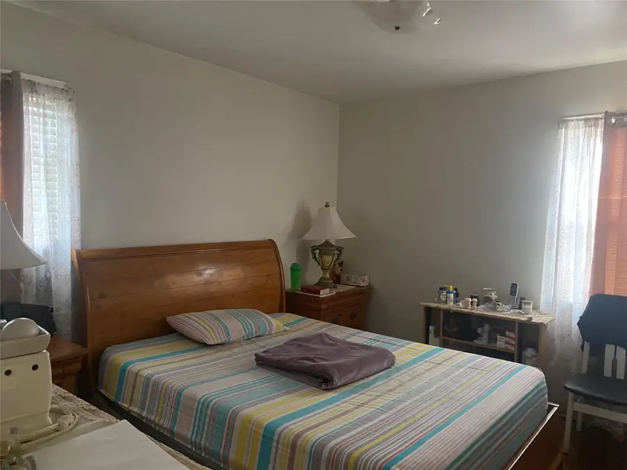 10660 Ditmars Boulevard, East Elmhurst, NY 11369 - Image #2