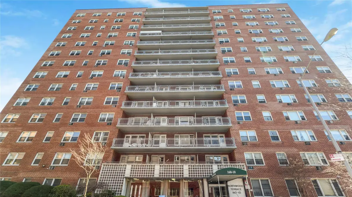 160-10 89th Avenue #8F, Jamaica, NY 11432 - Image #1