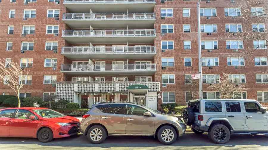 160-10 89th Avenue #8F, Jamaica, NY 11432 - Image #3