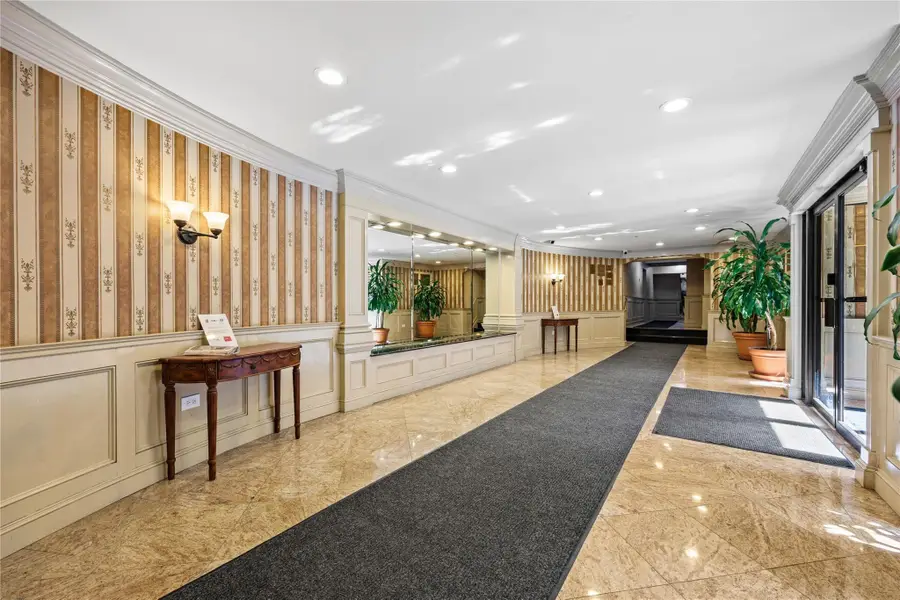 99-63 66 Ave #F7, Rego Park, NY 11374 - Image #2