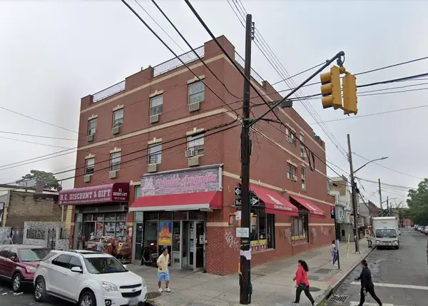 101-19/17 37th Ave, Corona, NY 11368