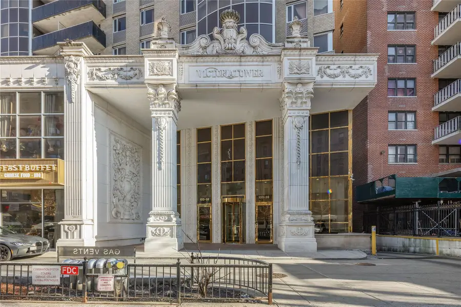 13338 Sanford Ave #10D, Flushing, NY 11355 - Image #2