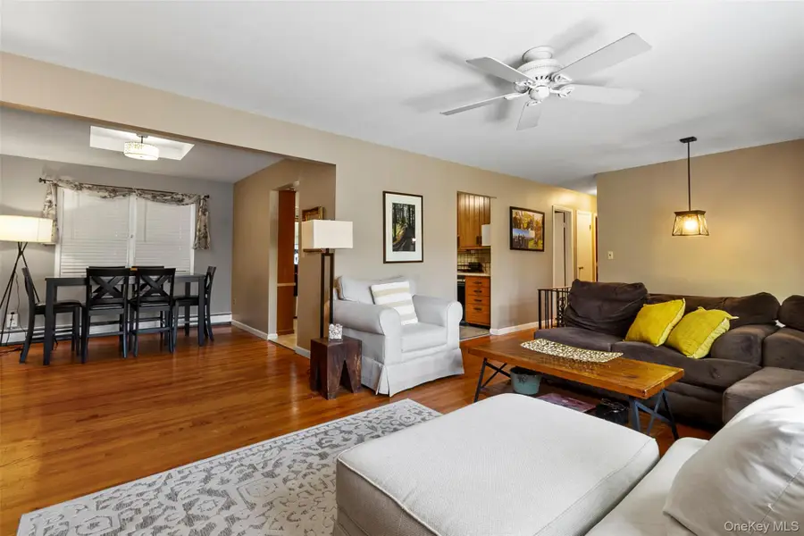 137 Dahlia Drive, Mahopac, NY 10541 - Image #3