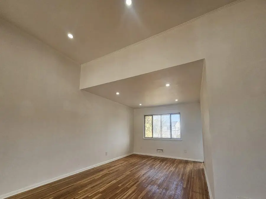 3425 Boller Avenue, Bronx, NY 10475 - Image #2