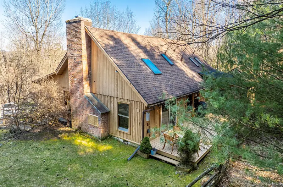 79 Torre Rock Road, Red Hook, NY 12571 - Image #2