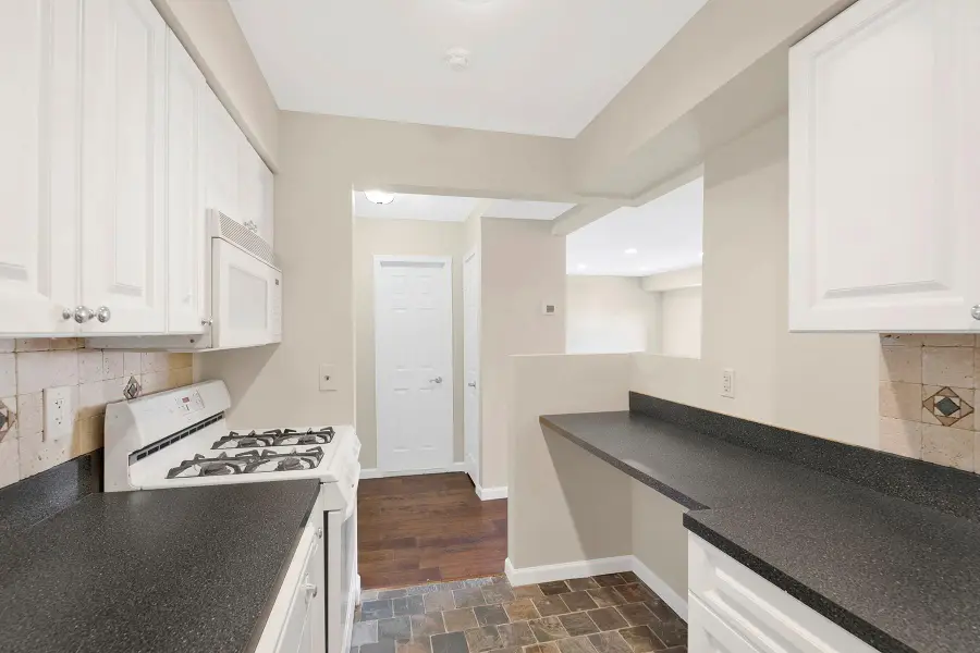 38 Point Circle South #Upper, Coram, NY 11727 - Image #3