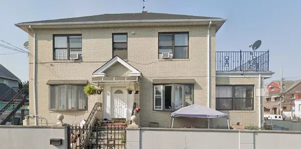 29-04 Humphreys Street, East Elmhurst, NY 11369