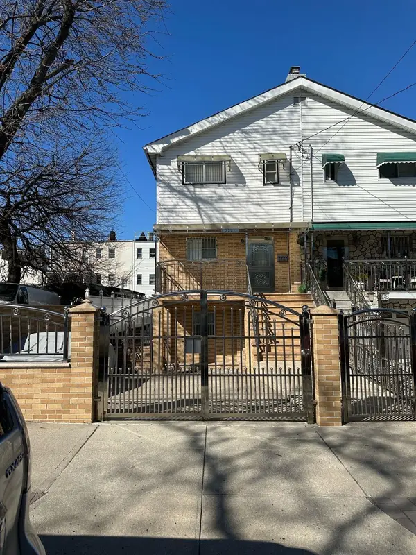 2227 Turnbull Avenue, Bronx, NY 10473