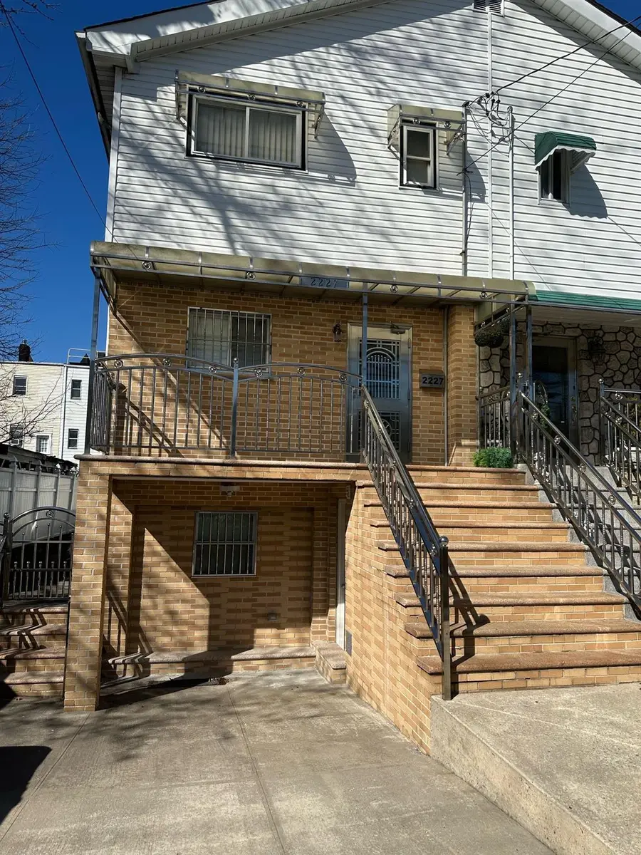 2227 Turnbull Avenue, Bronx, NY 10473 - Image #2