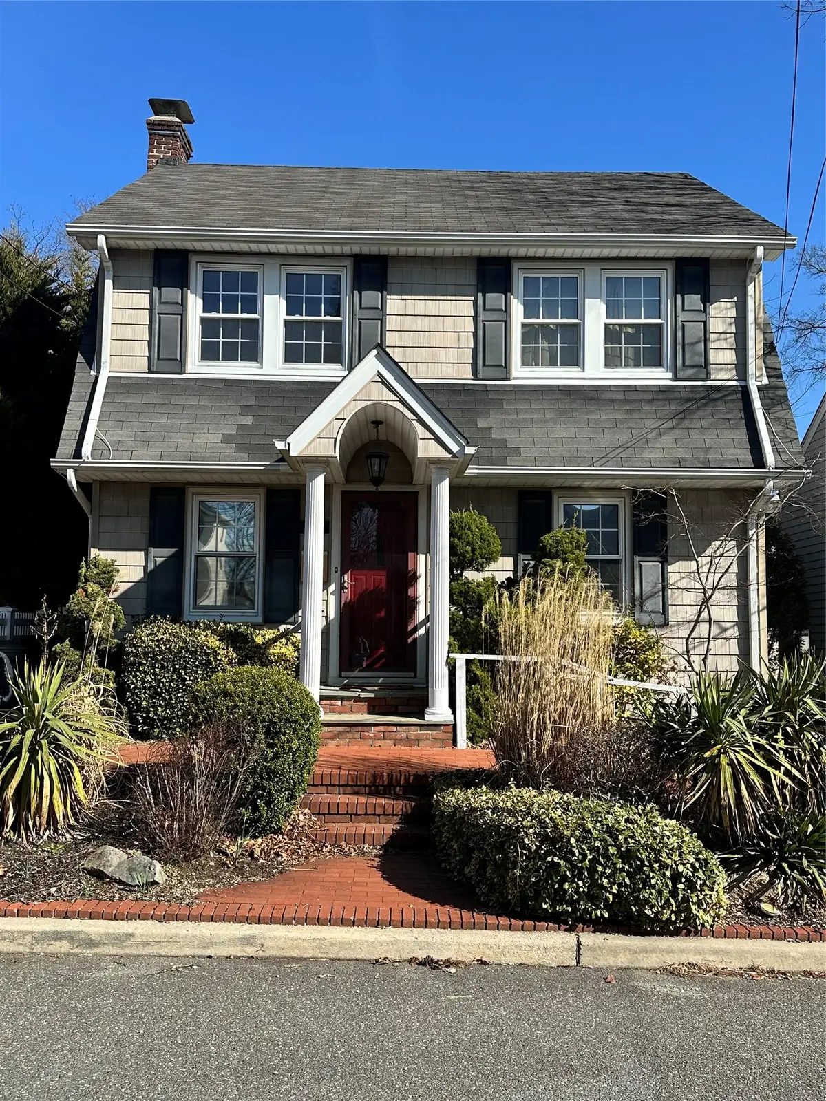 122 Finucane Place, Woodmere, NY 11598 - Image #1