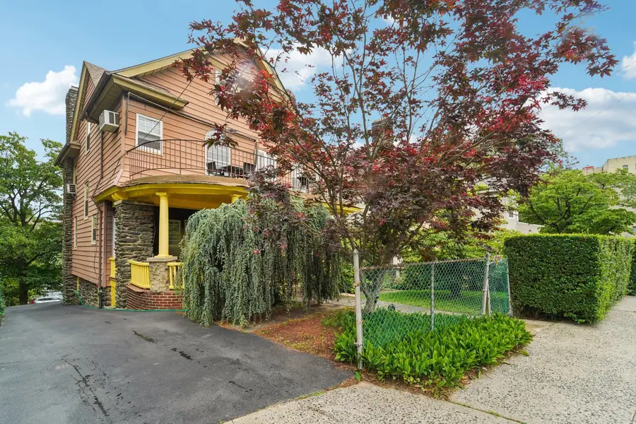 227 Valentine Lane, Yonkers, NY 10705 - Image #2