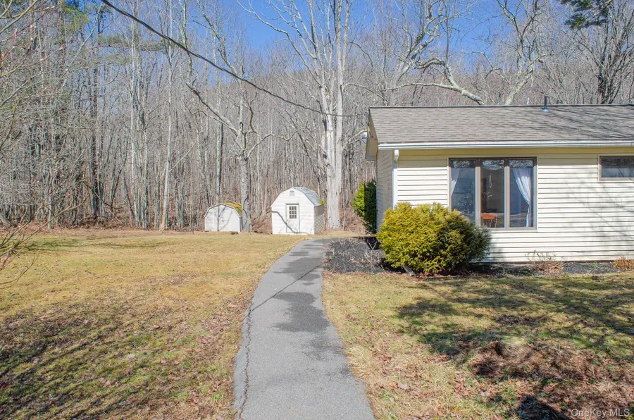 689 Old Road, Windham Town, NY 12439 - Image #2