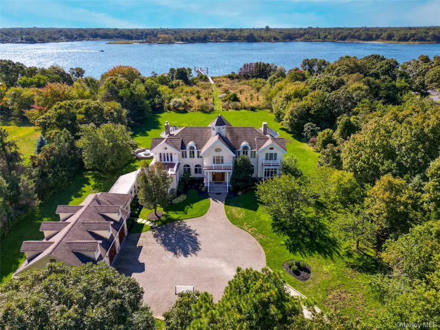 22 Old Neck Road S, Center Moriches, NY 11934 - Image #3