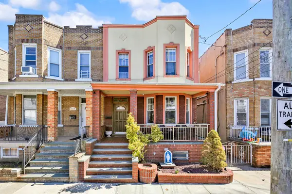 68-21 75 Street, Middle Village, NY 11379