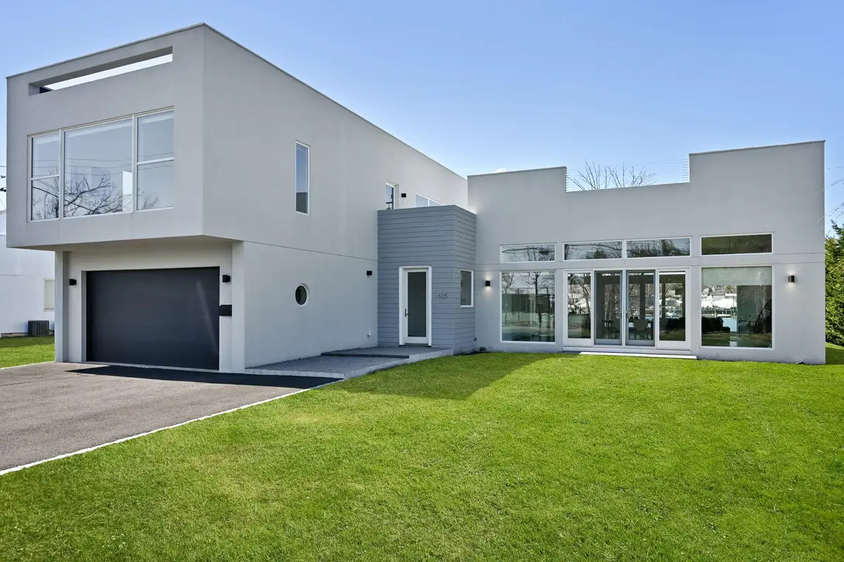 625 Davenport Avenue, New Rochelle, NY 10805 - Image #1