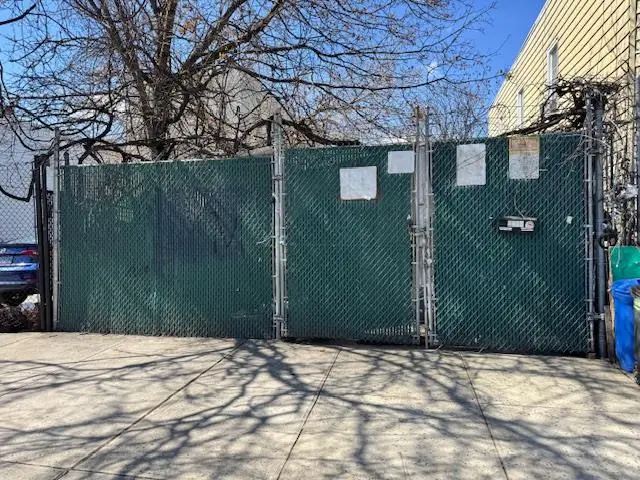 1667 Hunt Avenue, Bronx, NY 10462 - Image #1