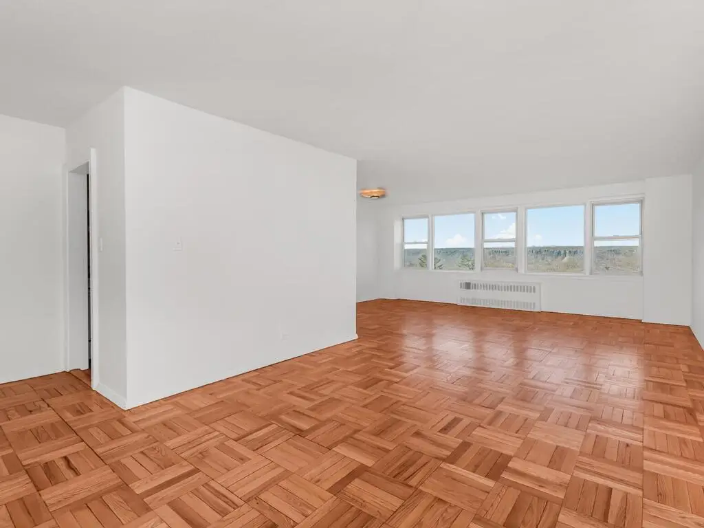 4555 Henry Hudson Parkway #902, Bronx, NY 10471 - Image #1