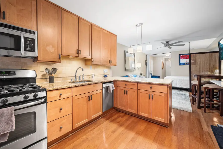 305 E 40th Street #3X, Manhattan, NY 10016 - Image #2