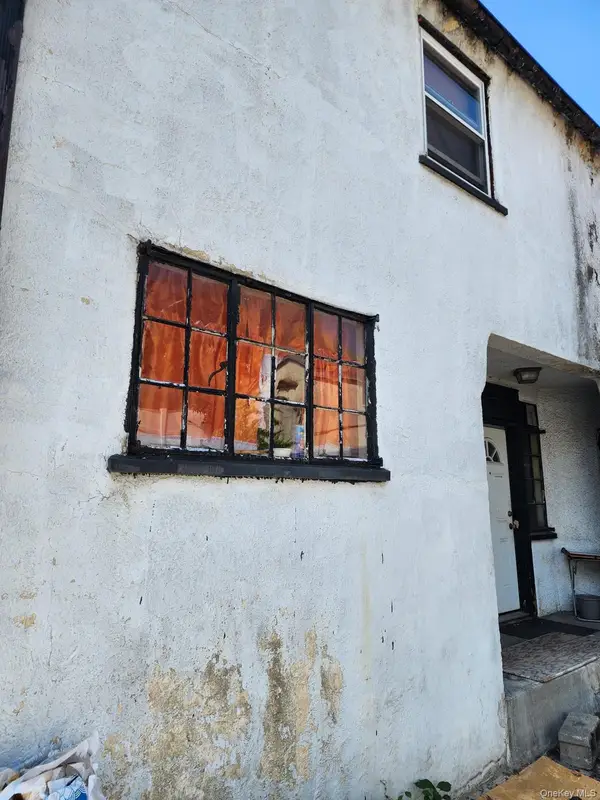 19 E Lincoln Avenue, Mount Vernon, NY 10552